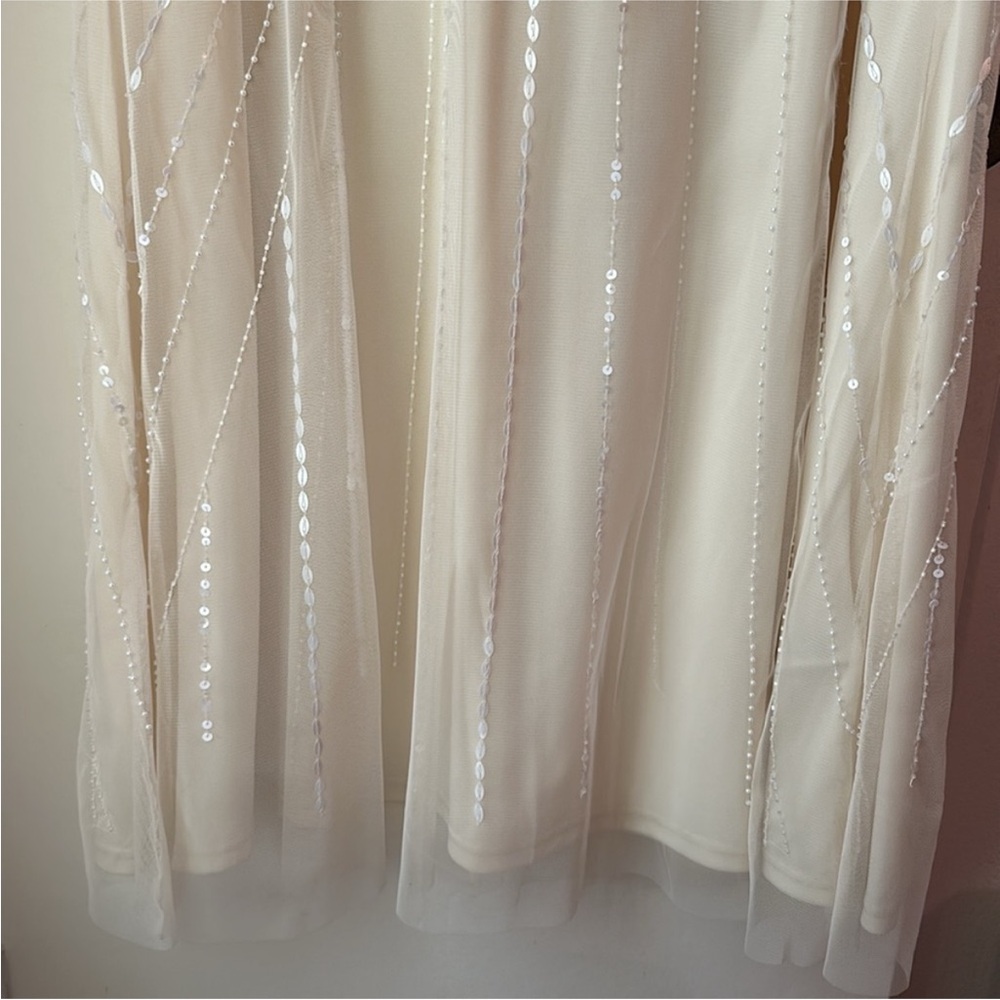 HP 🎀Adrianna Papell Cream Wedding Gown with Flutter Sleeves and V-Neck - Picture 14 of 16